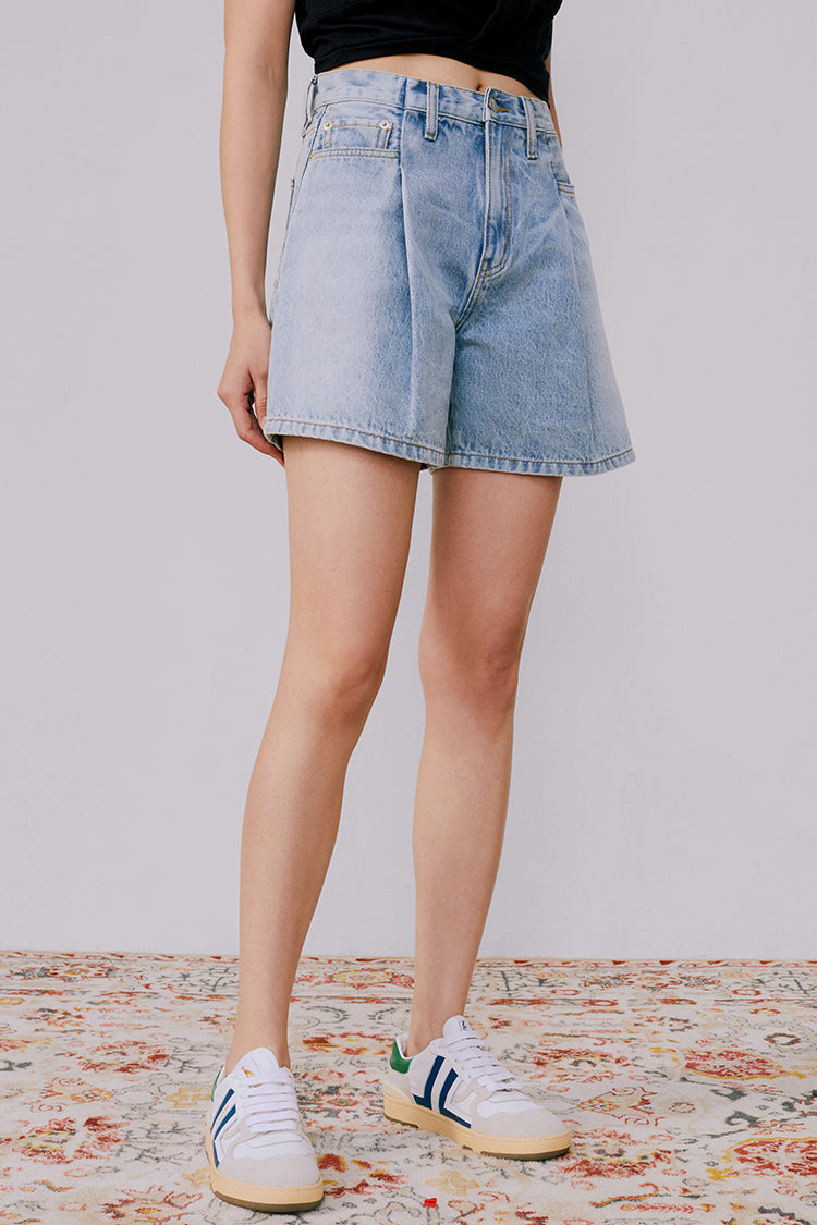 The Pleated Fun Short HJ117
