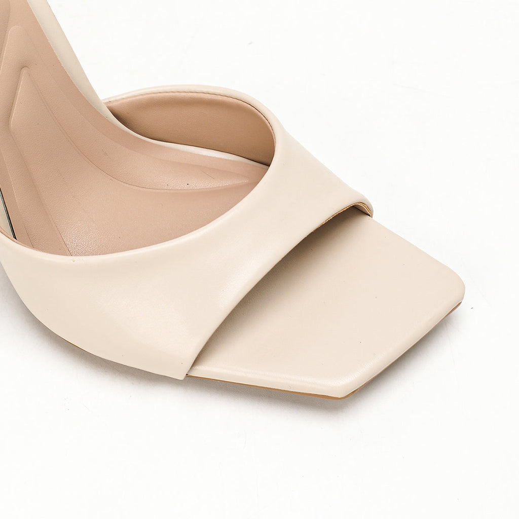 Casey - Heels