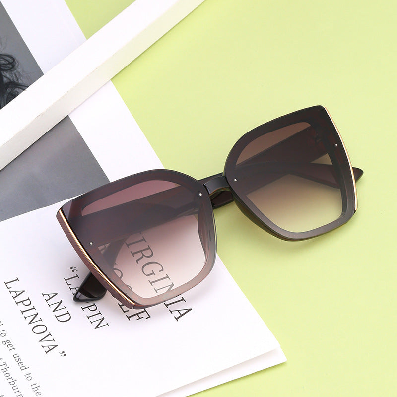 Women's Cat-Eye Oversized Sunglasses — UV Protection Trendy Shades