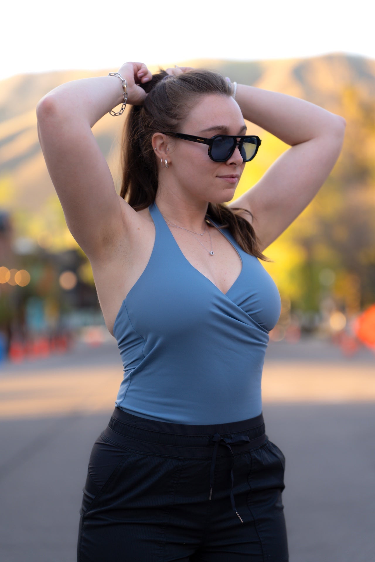 BRUSHED commit halter tank