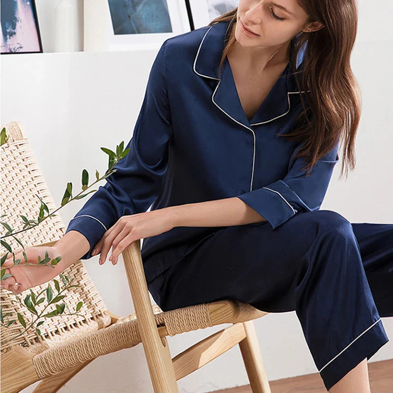 Luxury Women’s Natural Silk Pajamas Set