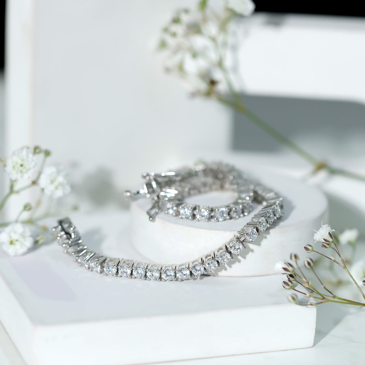 Certified Lab Grown Classic Round Diamond Tennis Bracelet