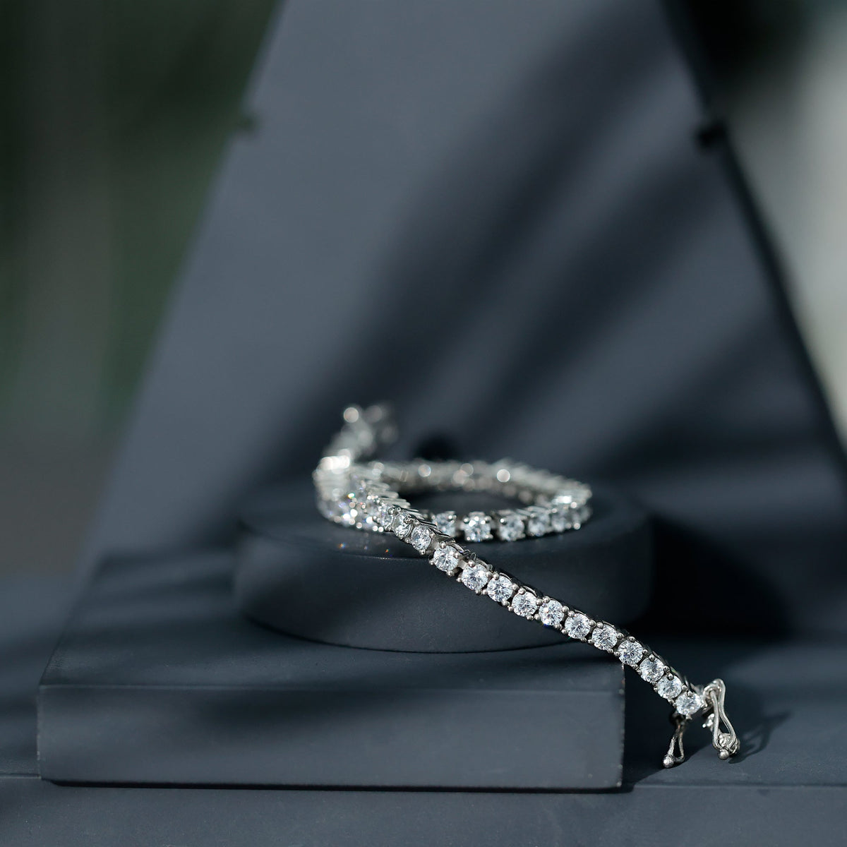 Certified Lab Grown Classic Round Diamond Tennis Bracelet
