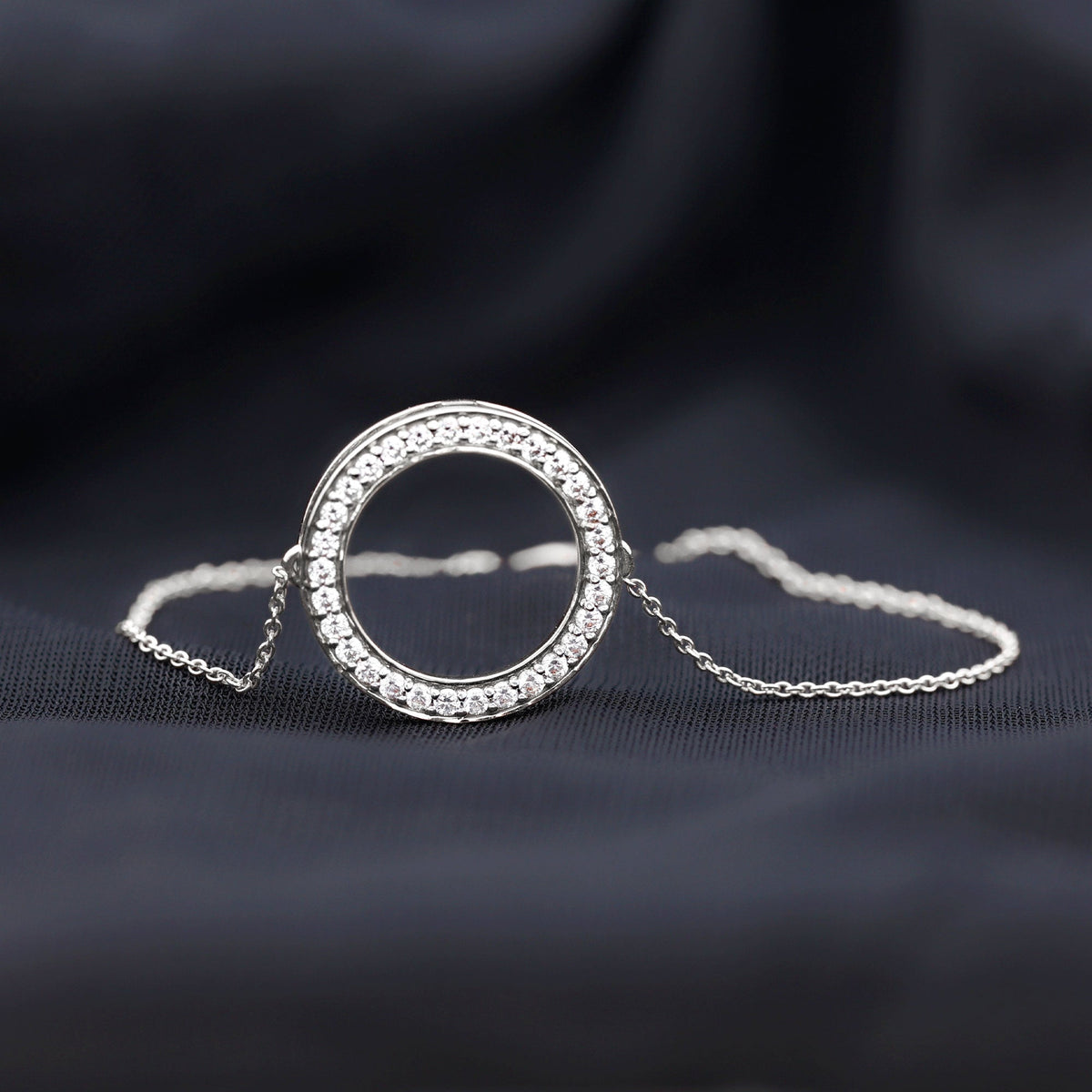 Certified Lab Grown Diamond Circle Bracelet for Women