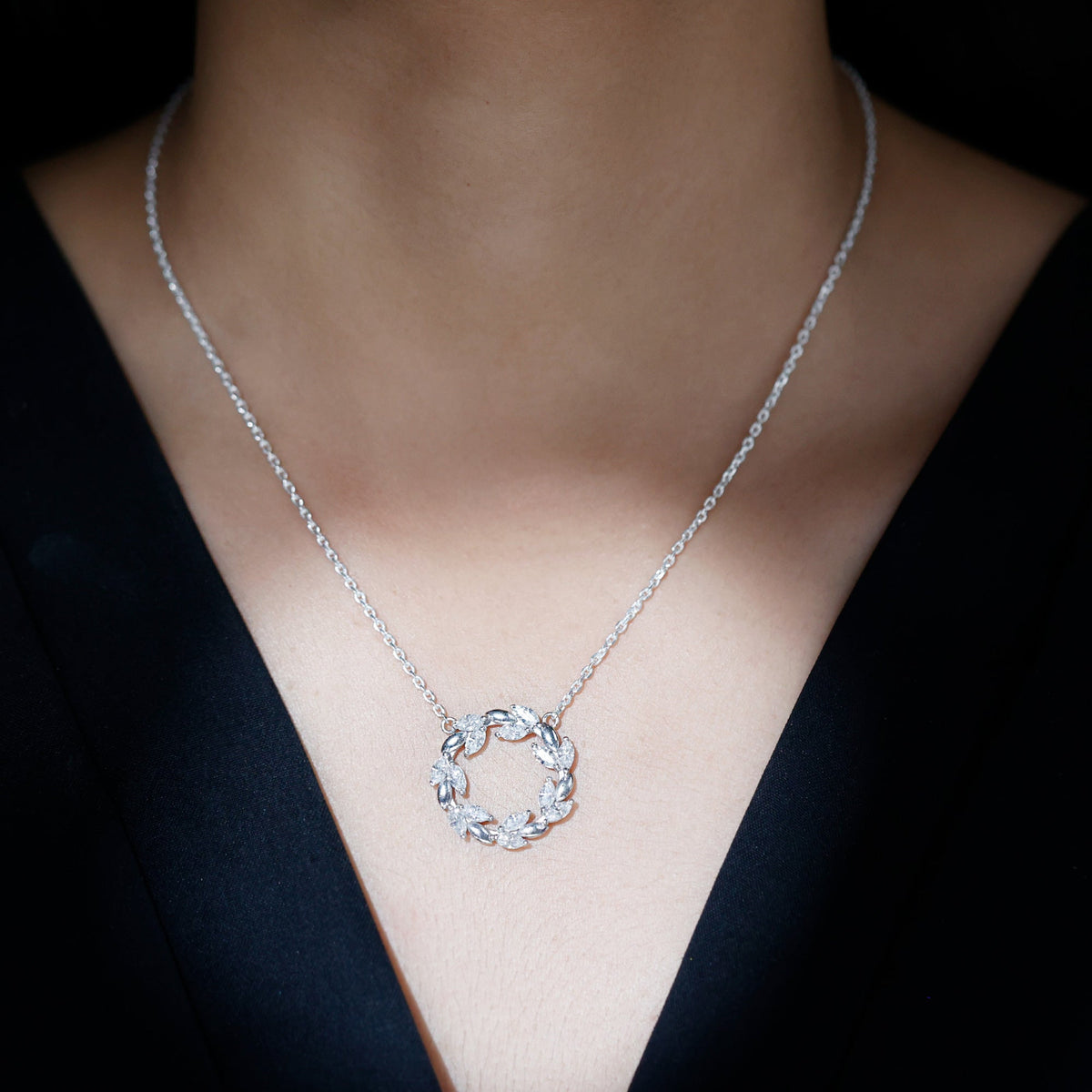 Lab Grown Diamond Nature Inspired Circle Necklace