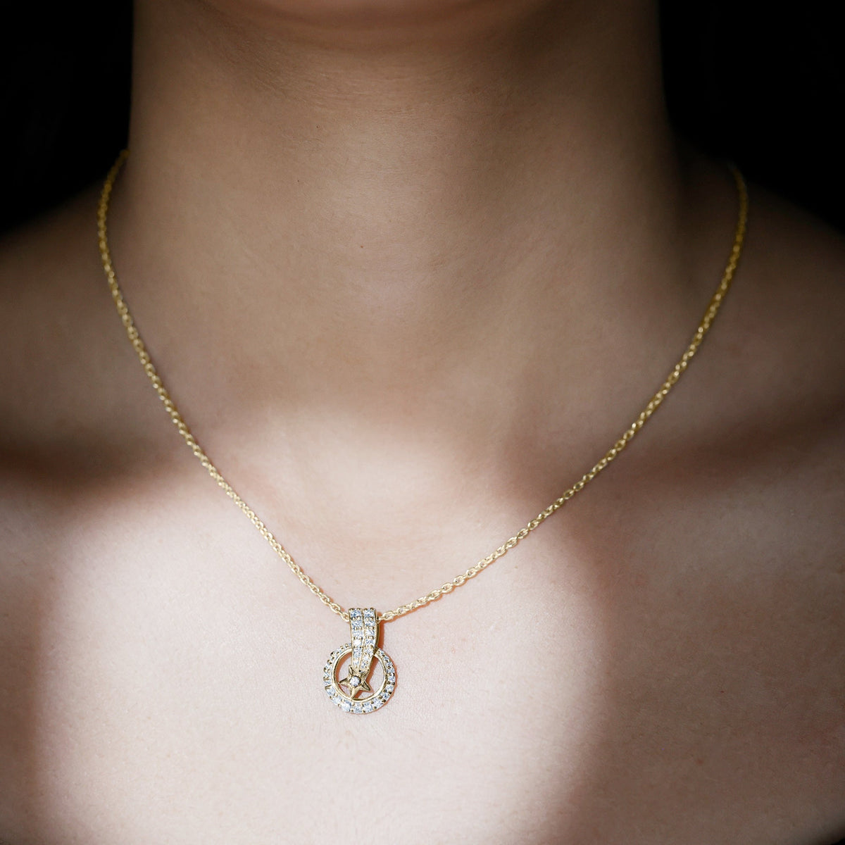 Lab Grown Diamond Star Circle Necklace With Decorated Bail