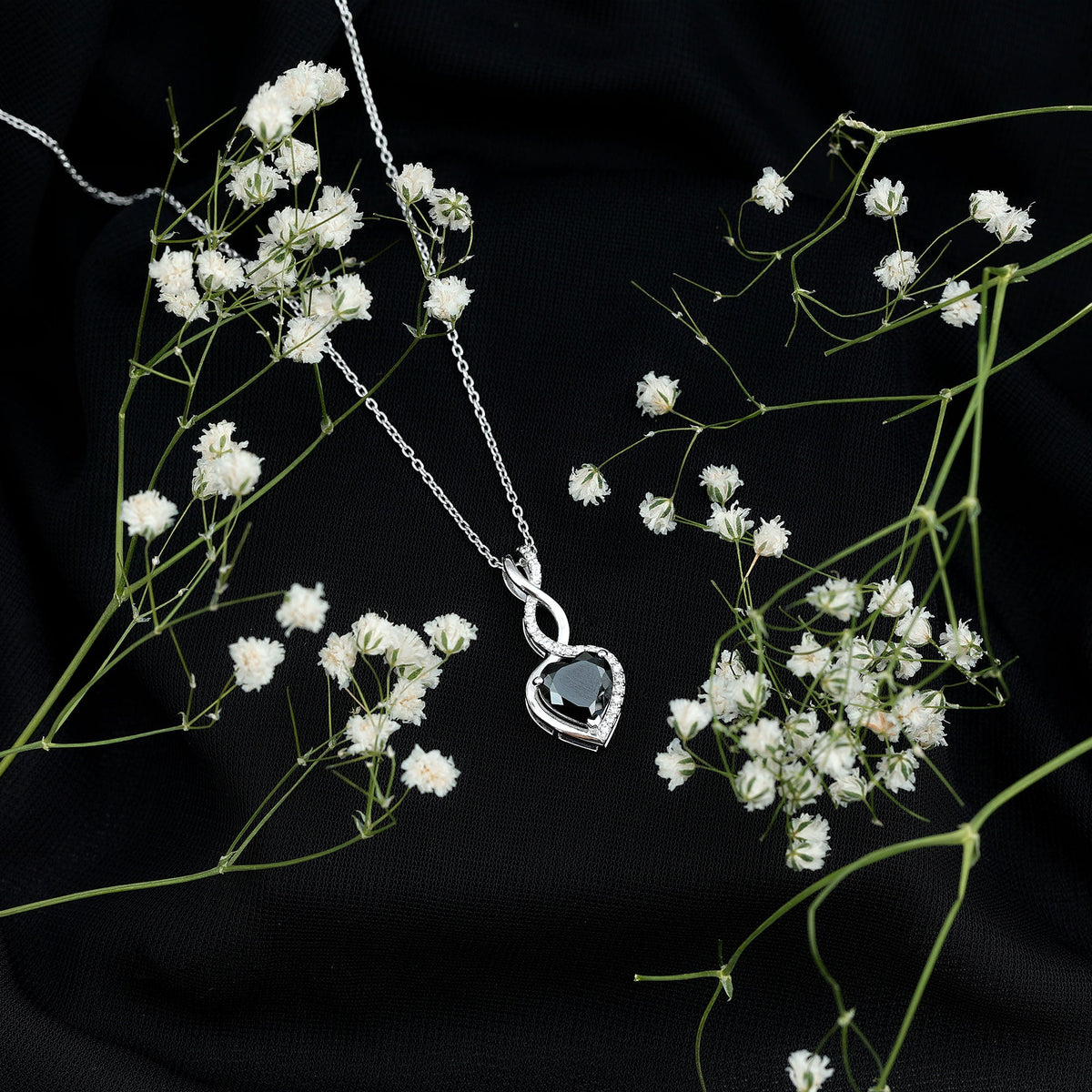 2 Carat Black Onyx Infinity Heart Pendant with Diamond