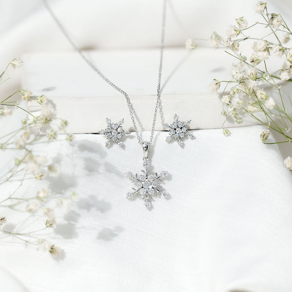 Certified Lab Grown Diamond Snowflake Jewelry Set