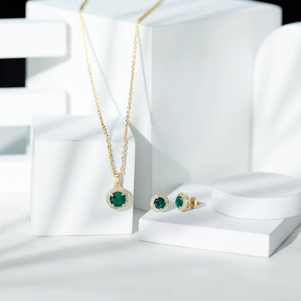 Certified Lab Grown Emerald Moissanite Bridal Jewelry Set