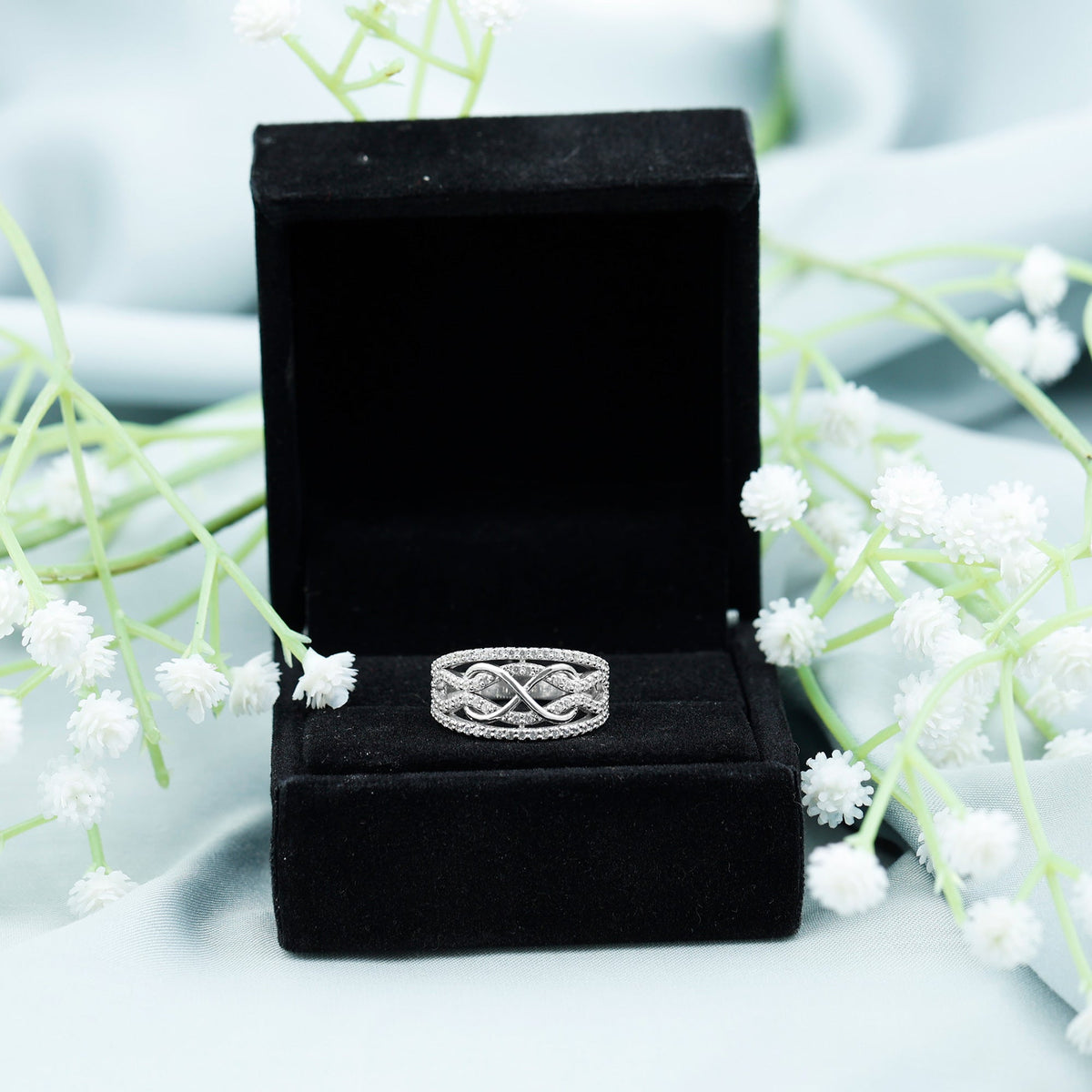 Certified Lab Grown Diamond Infinity Wedding Band Ring