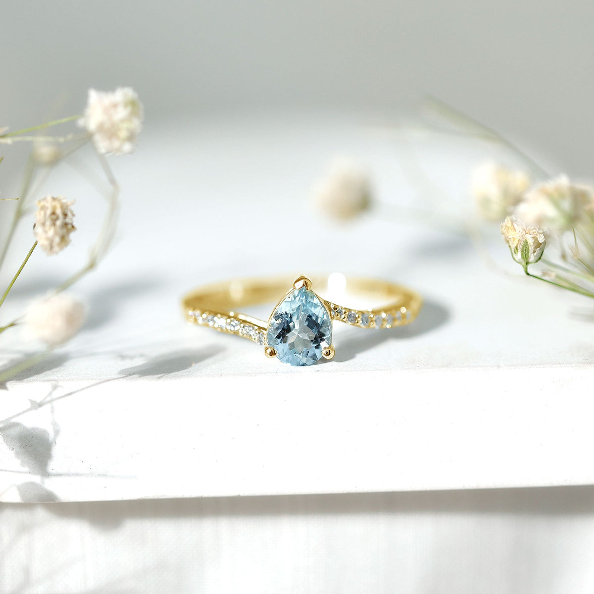 Pear Cut Aquamarine Teardrop Engagement Ring with Diamond