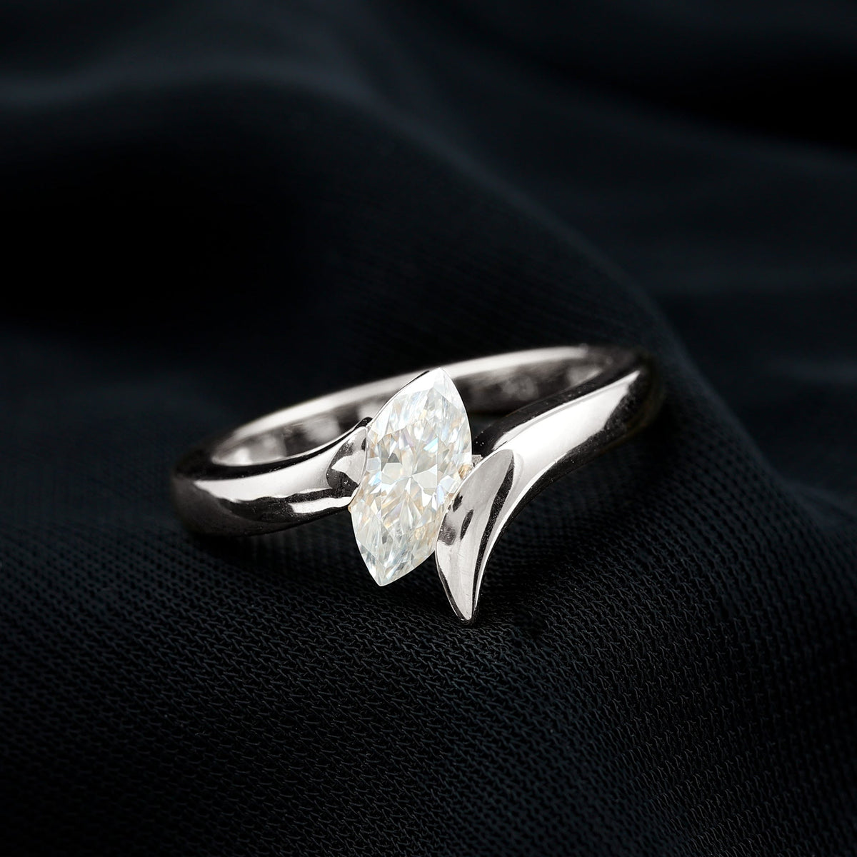 Lab Diamond 1 Carat Marquise Engagement Ring in Tension Mount Setting