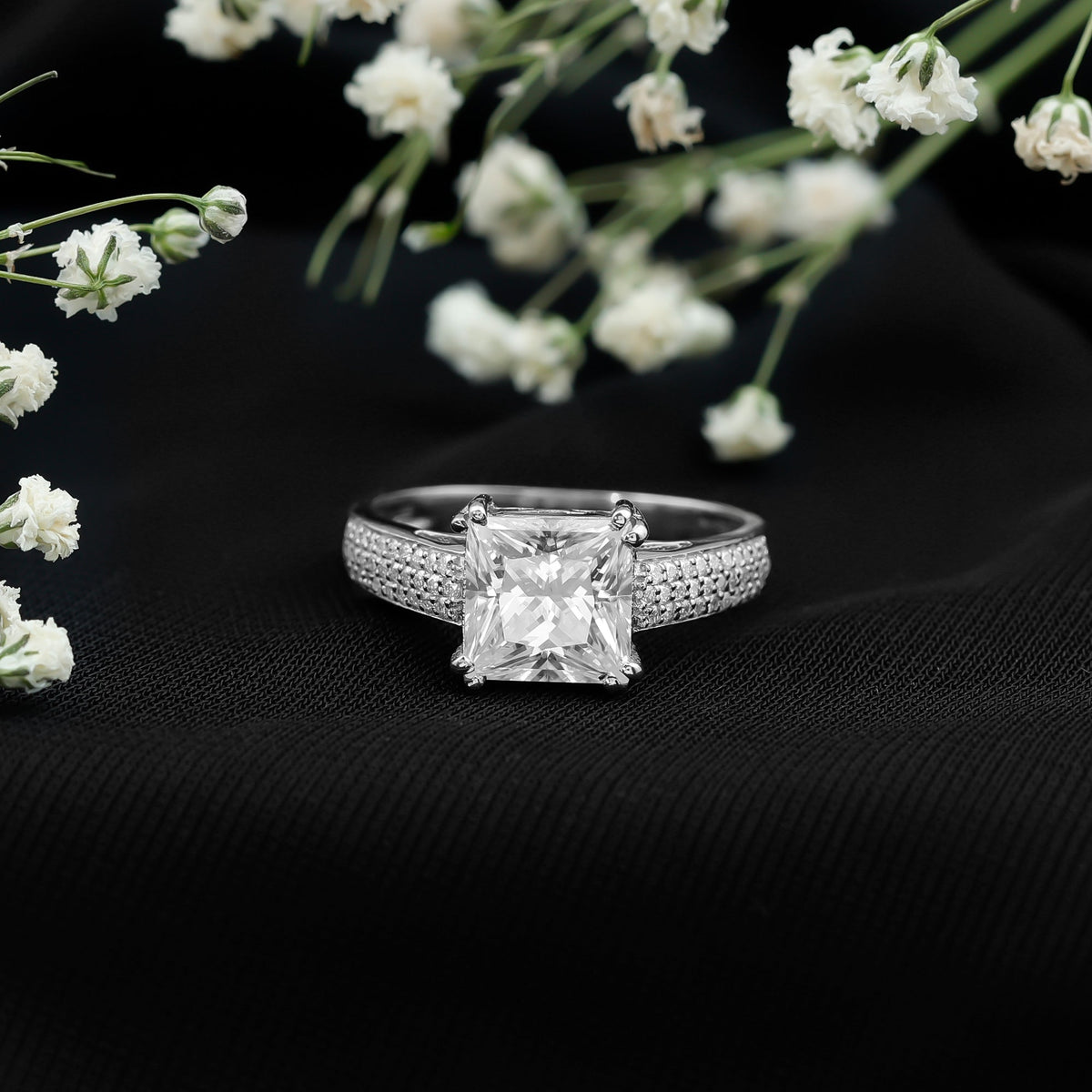 Princess Cut Moissanite Engagement Ring With Certificate