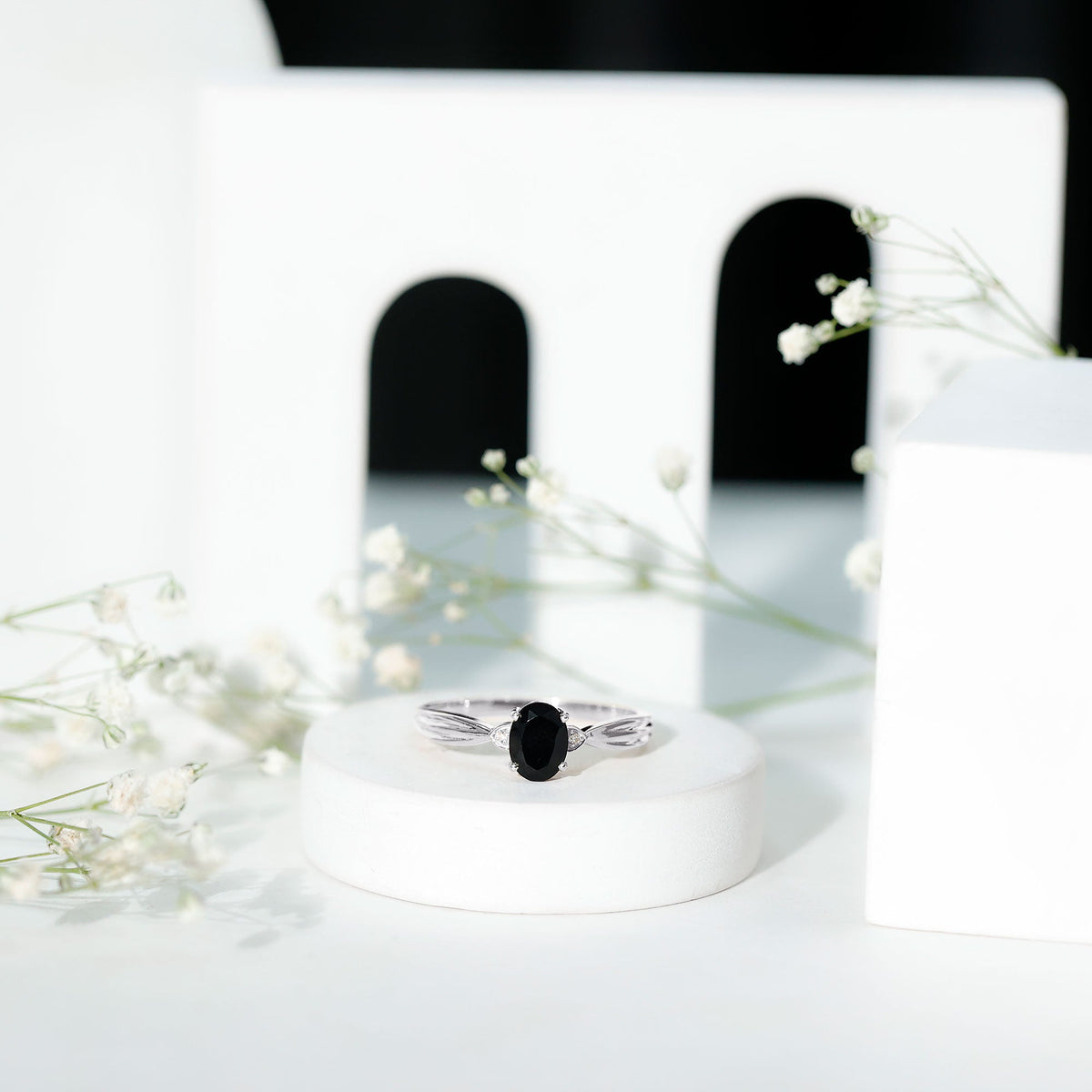 Solitaire Black Onyx Oval Engagement Ring with Diamond