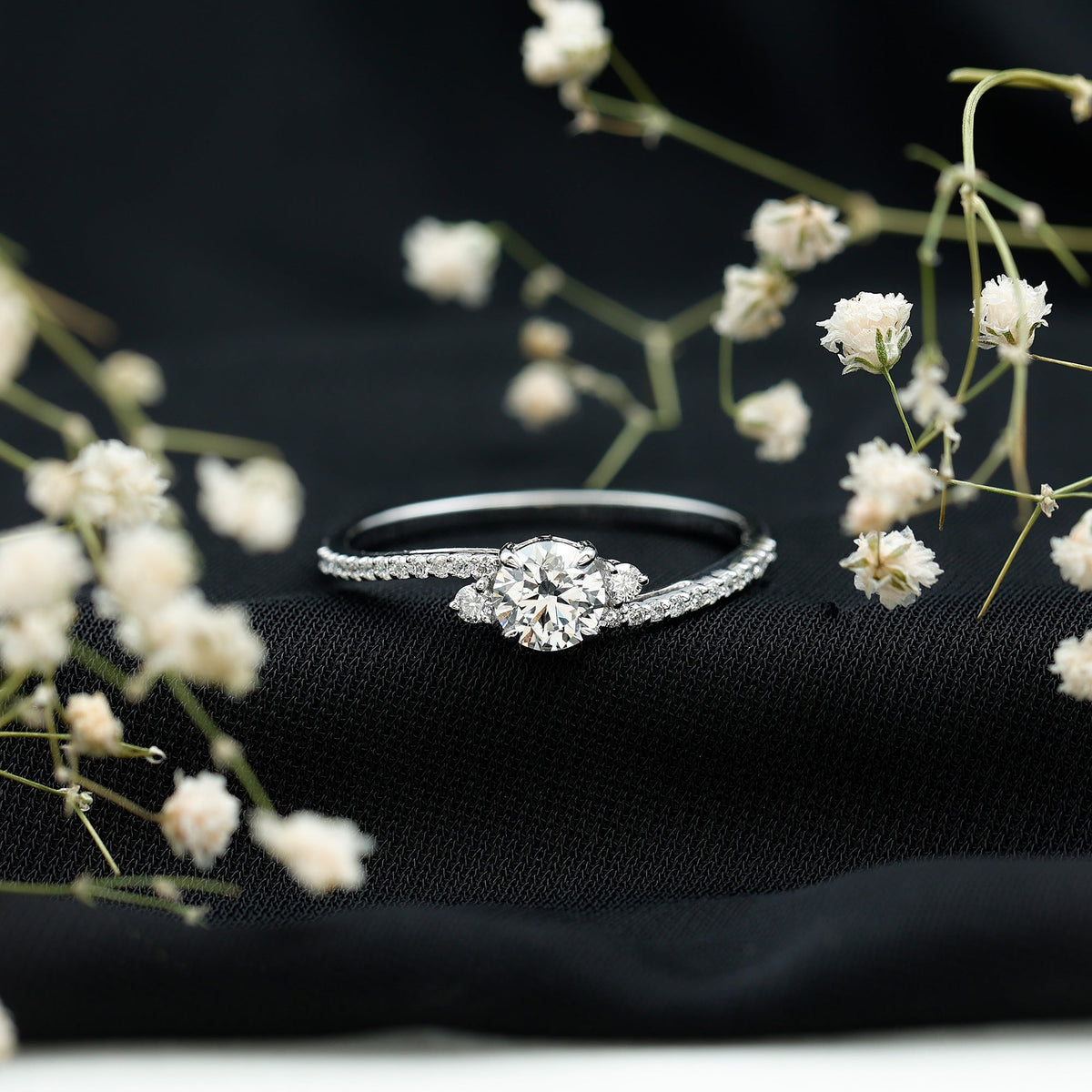 Round Shape Moissanite Bypass Engagement Ring with Side Stones