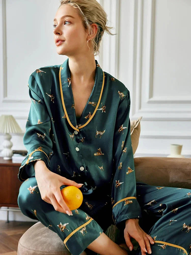 Mulberry Silk Kitty Pyjama Set Autumn Nightwear