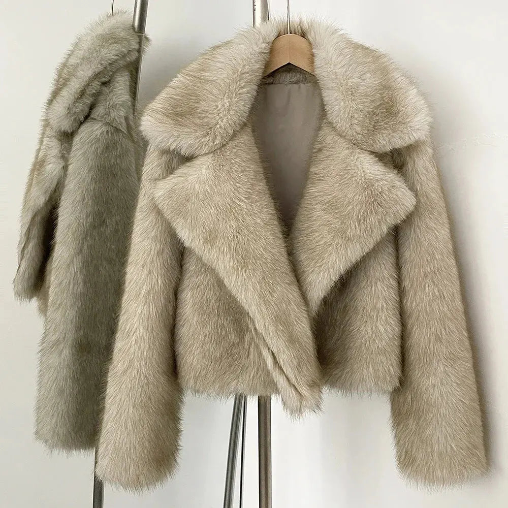 Women's Vintage Faux Fur Jacket