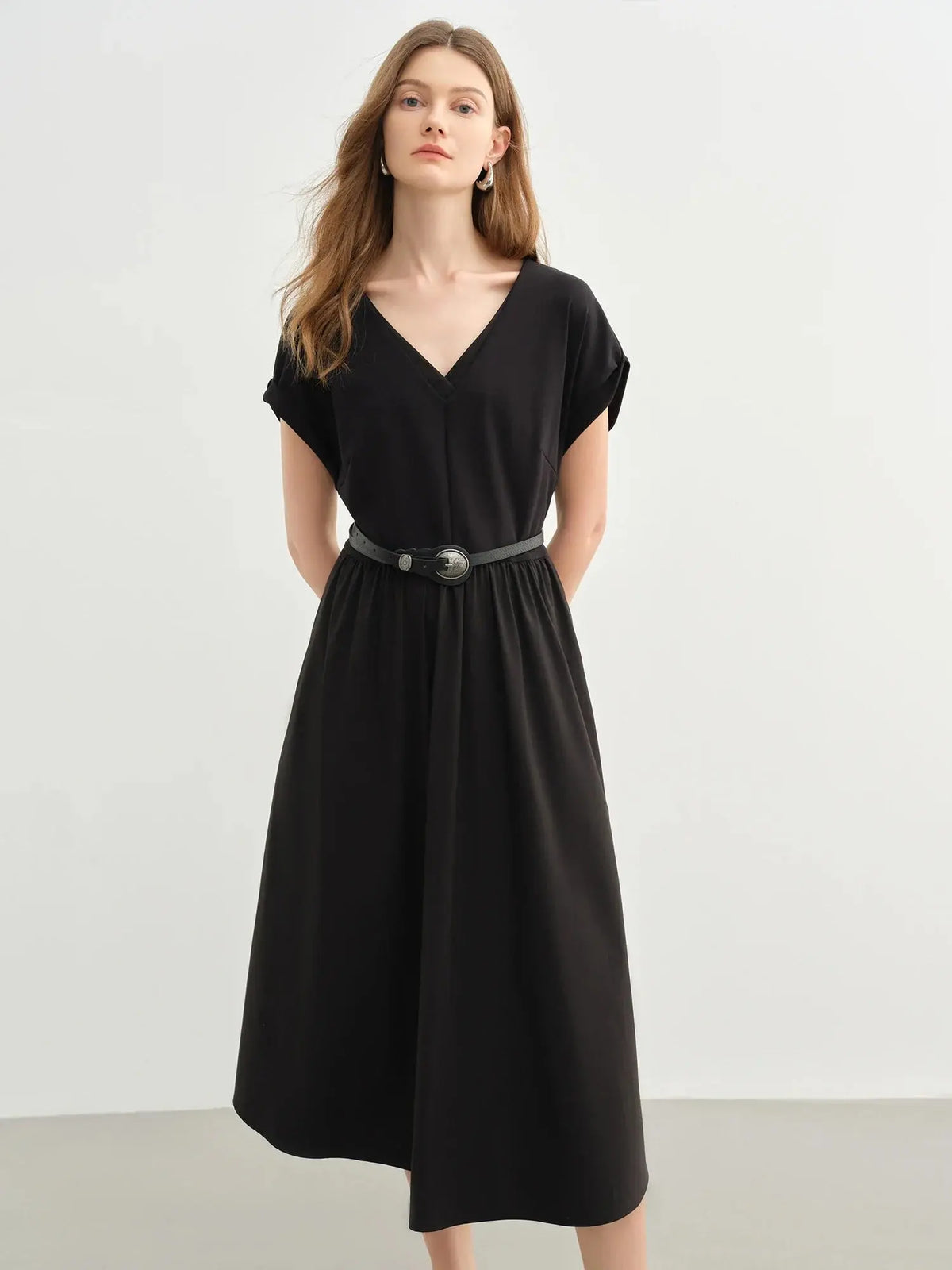 Elegant Plus-Size V-Neck Waist Dress