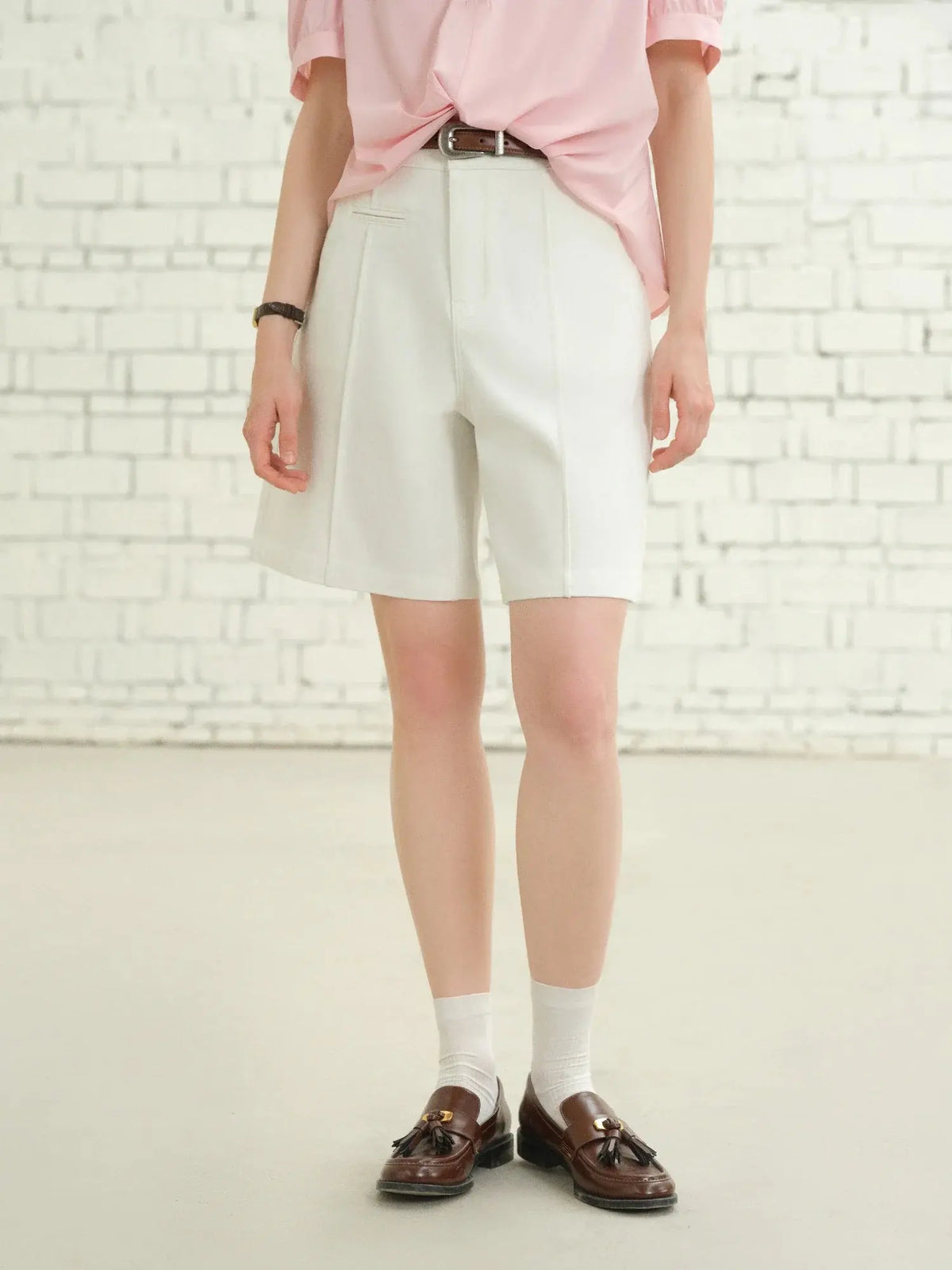 Women’s Mid-Length Straight-Leg Denim