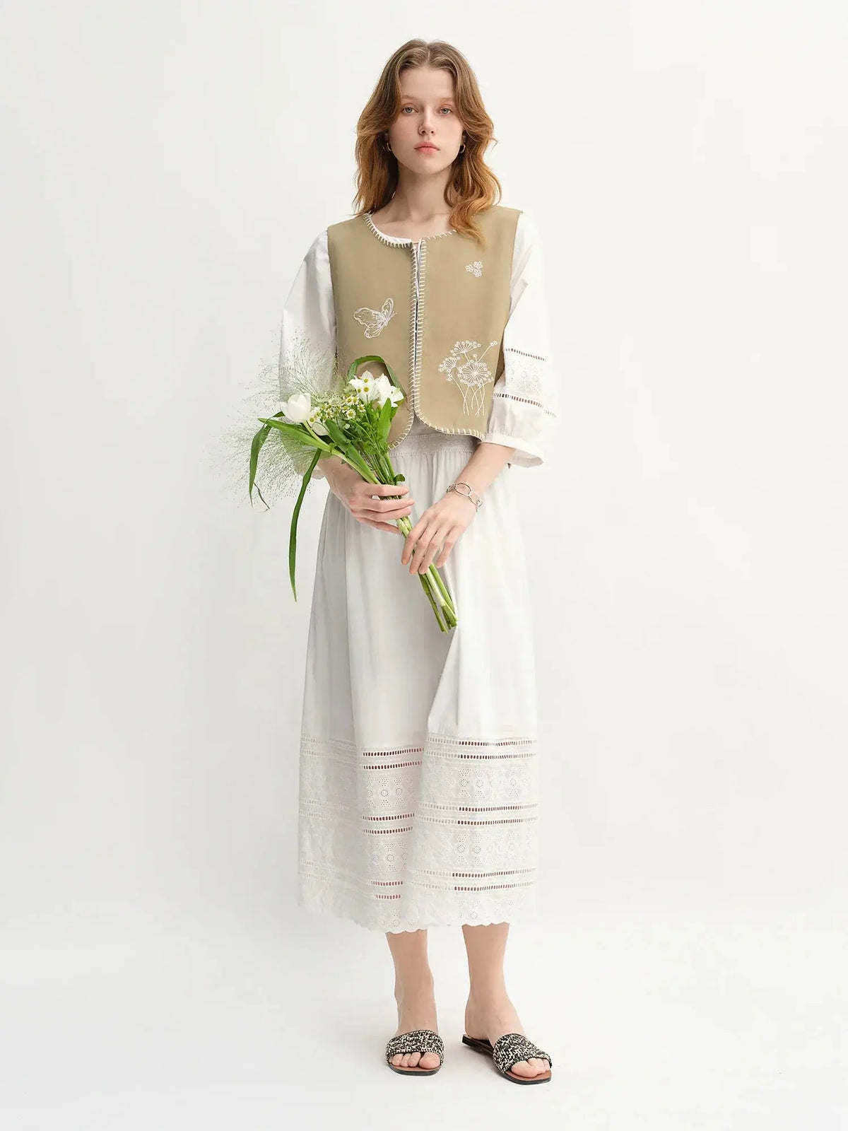 Relaxed Fit French-Inspired Lace Panel Dress