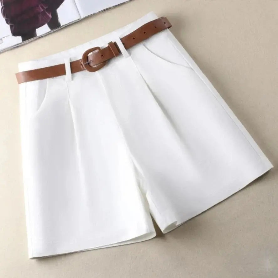 Structured Cotton Shorts: Straight-Leg Style with Belt