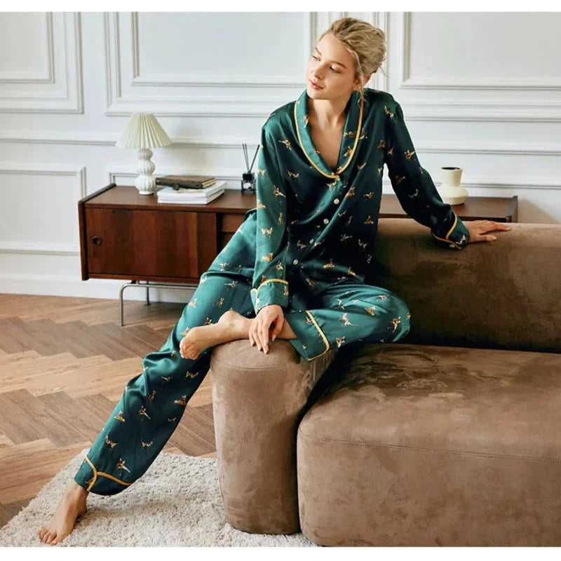 Mulberry Silk Kitty Pyjama Set Autumn Nightwear
