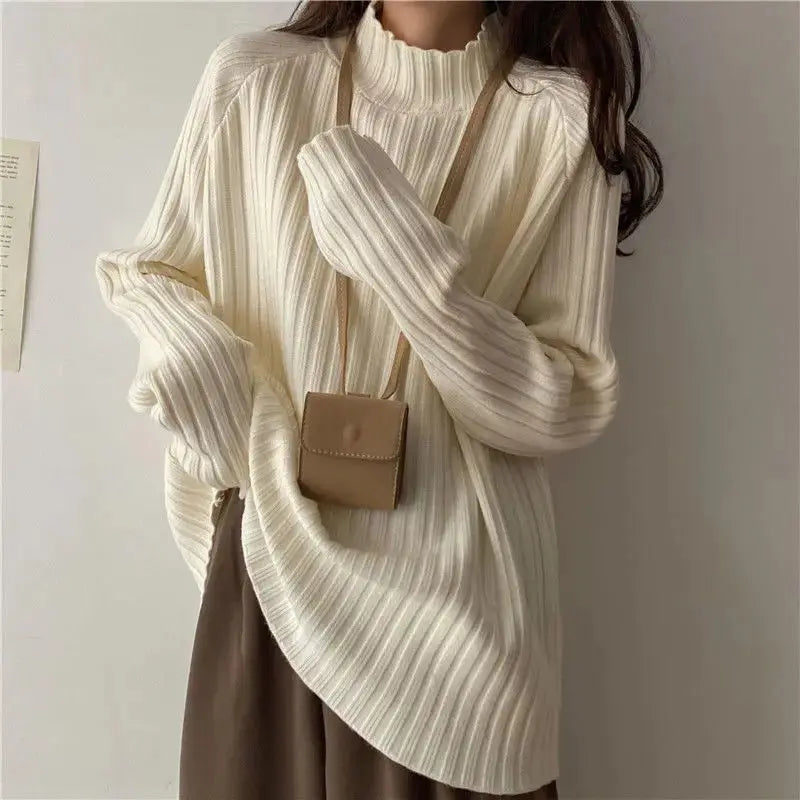 Loose-Fit Turtleneck Sweater for Winter