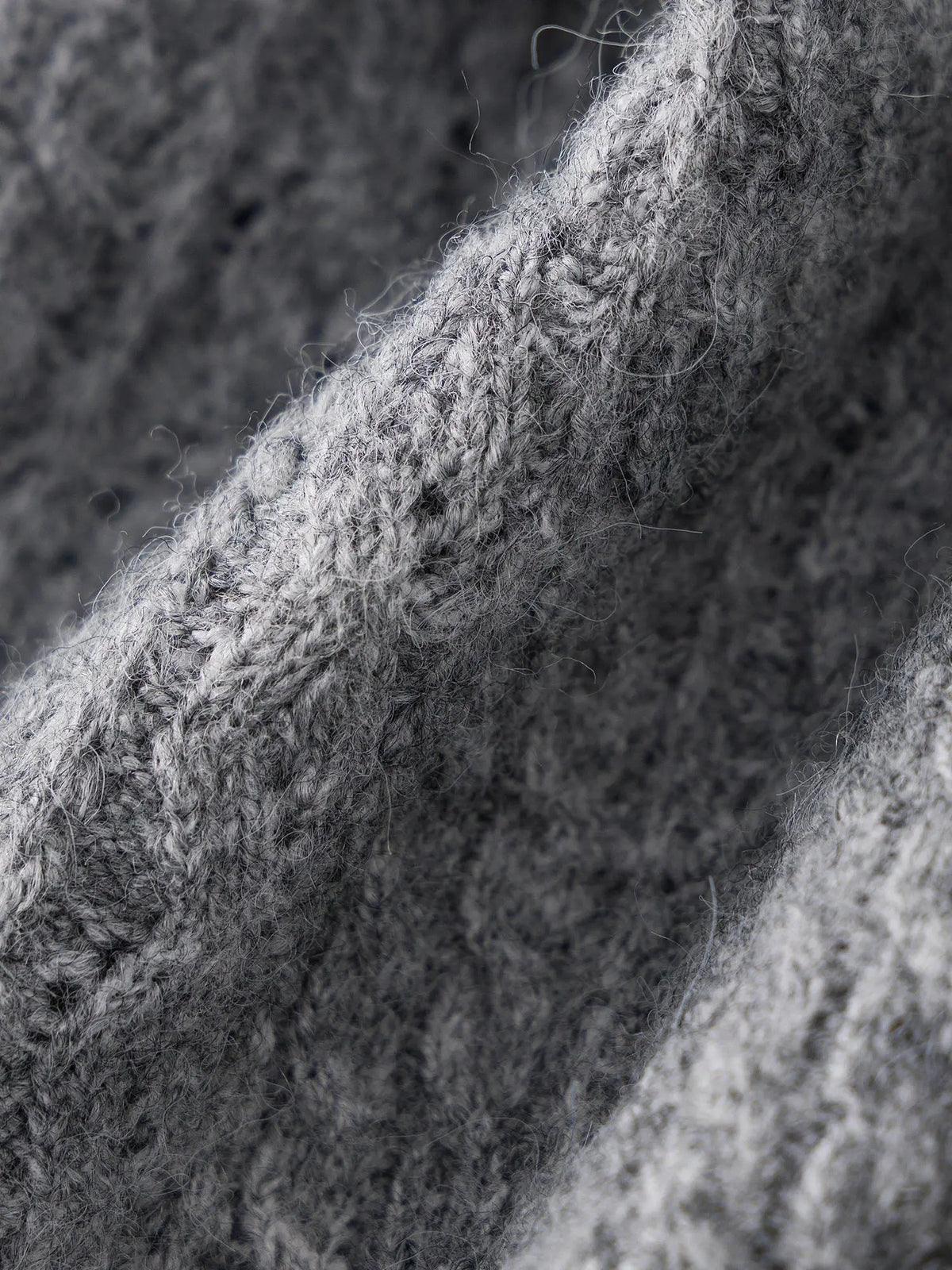 Vintage Charm: Plus Textured Knit Pullover