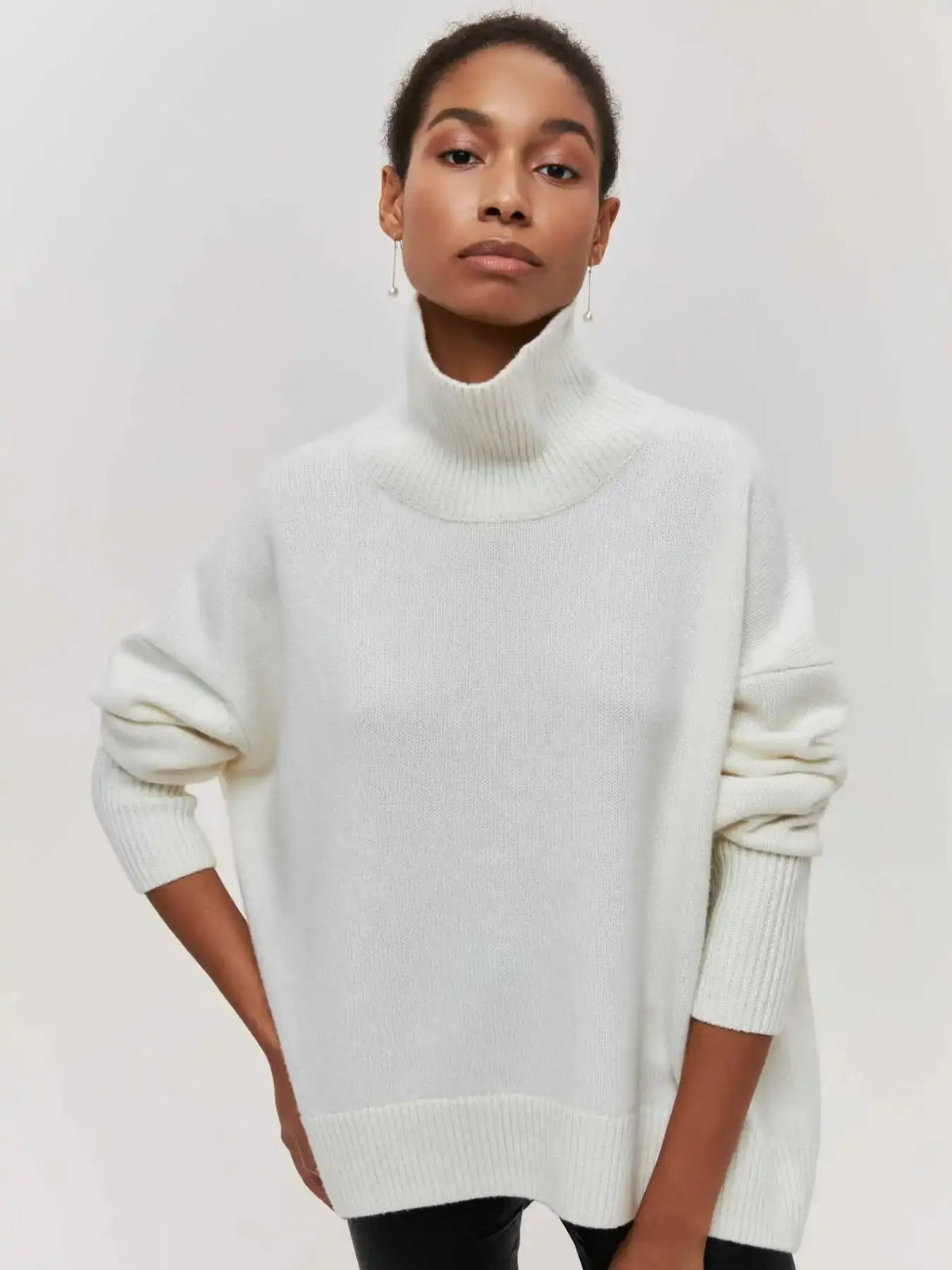 Elegant Oversized Black Turtleneck Sweater for Women