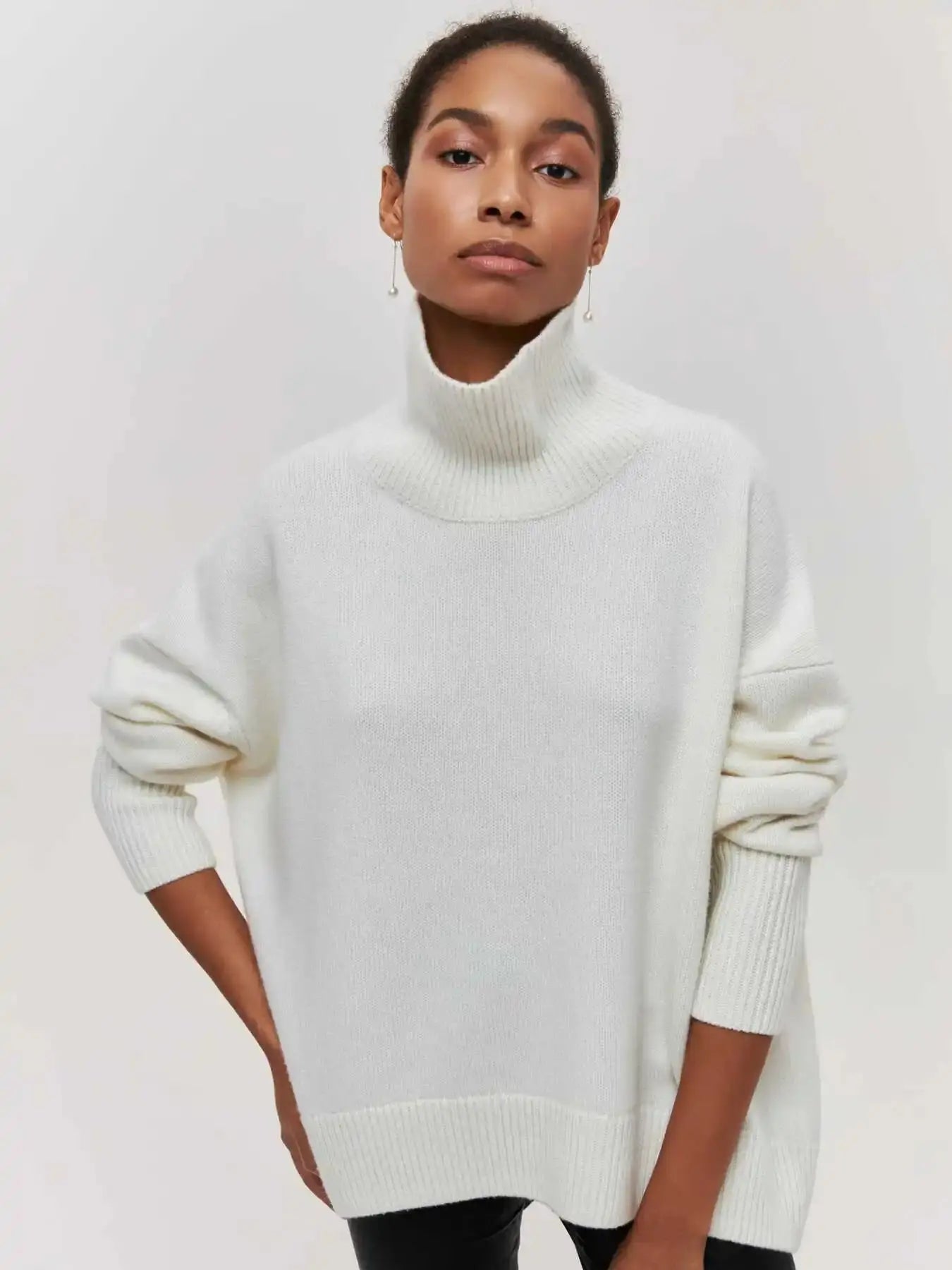 Elegant Oversized Black Turtleneck Sweater for Women