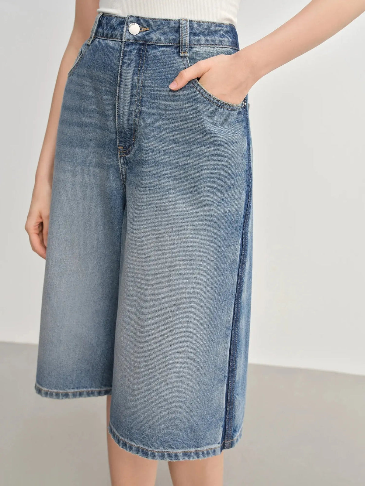 Plus Size High-Waisted Wide-Leg Casual Jeans