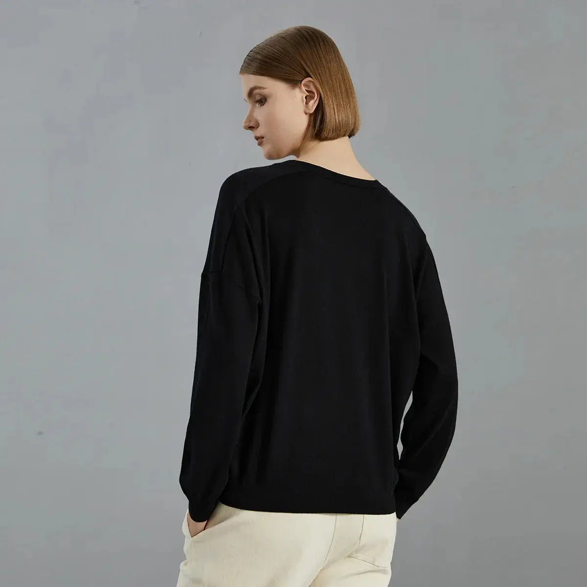 Fine-Knit Loose Fit Sweater