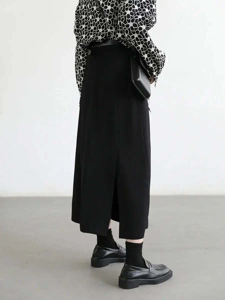 Black High-Waist Pleated Midi Skirt with Slit
