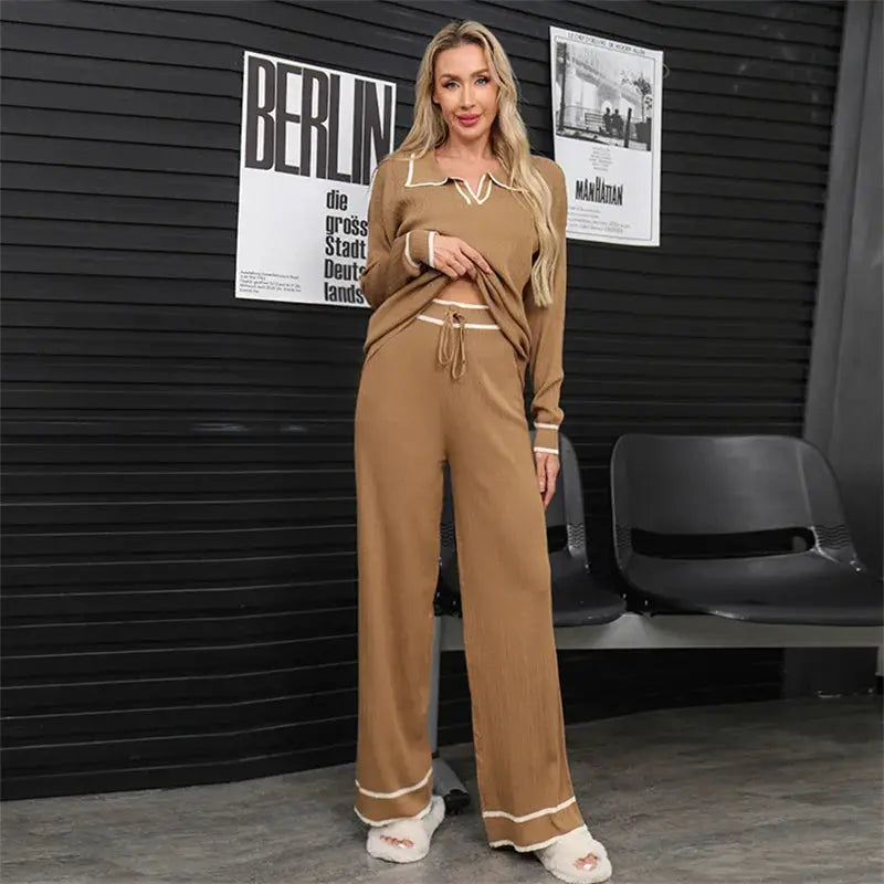 Women's Fine Knit Two-Piece Suit | High-Waist & Slim Fit
