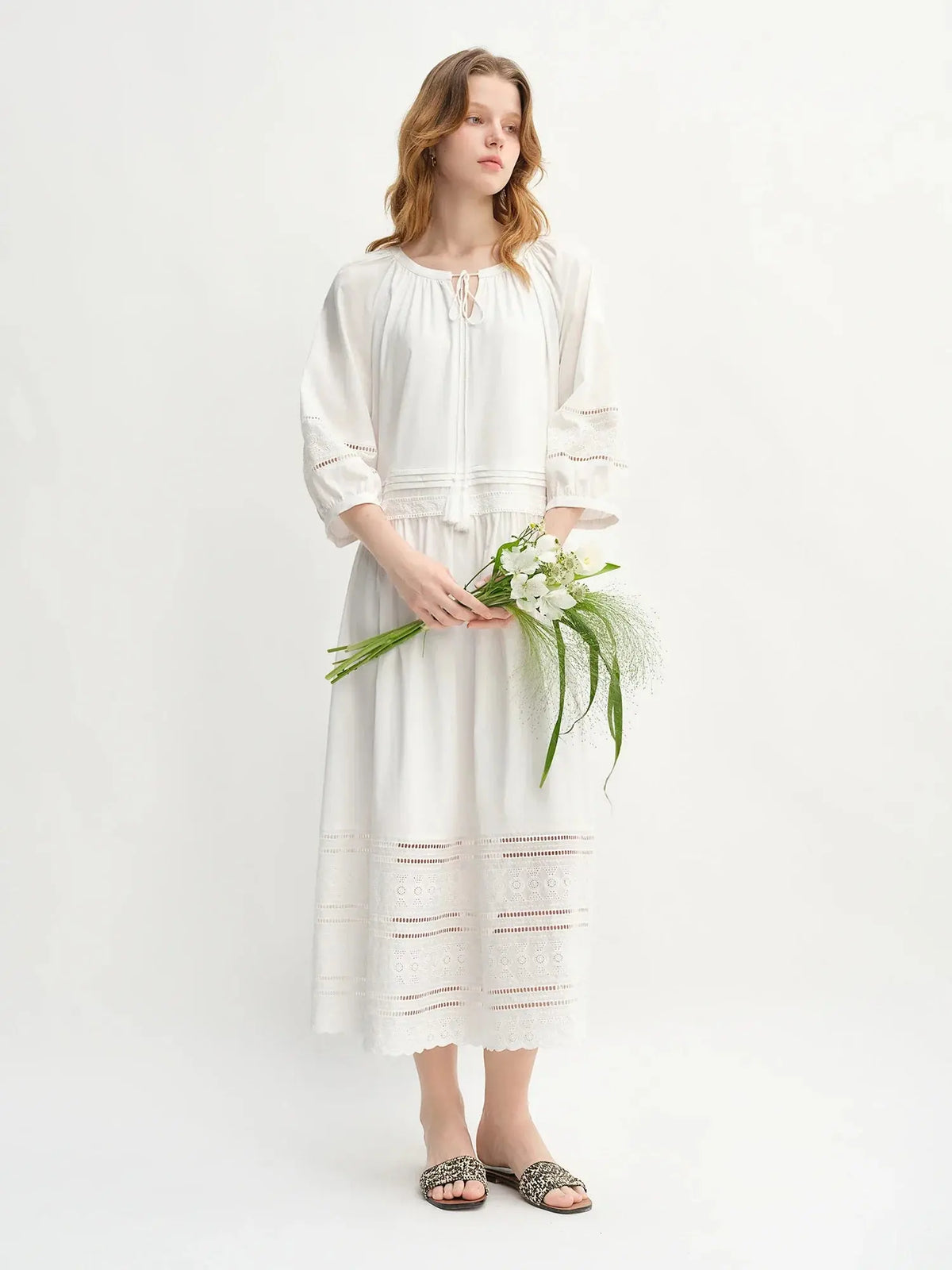 Relaxed Fit French-Inspired Lace Panel Dress