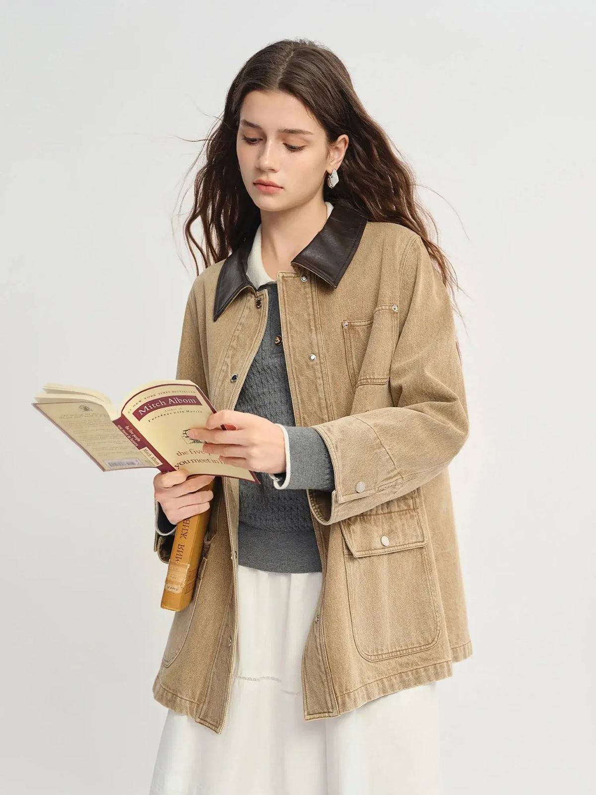 Plus Size Contrast Wash Denim Jacket