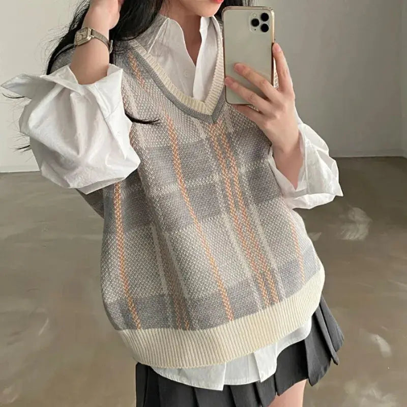 Vintage Korean Style Plaid Knit Pullover Vest