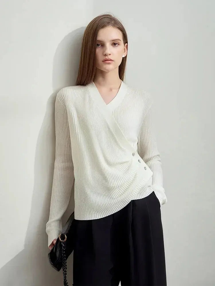 Women's V-Neck Knitted Sweater with Shell Buckle Detail