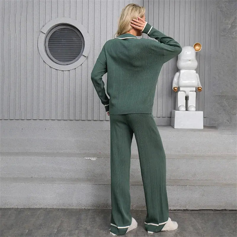 Women's Fine Knit Two-Piece Suit | High-Waist & Slim Fit